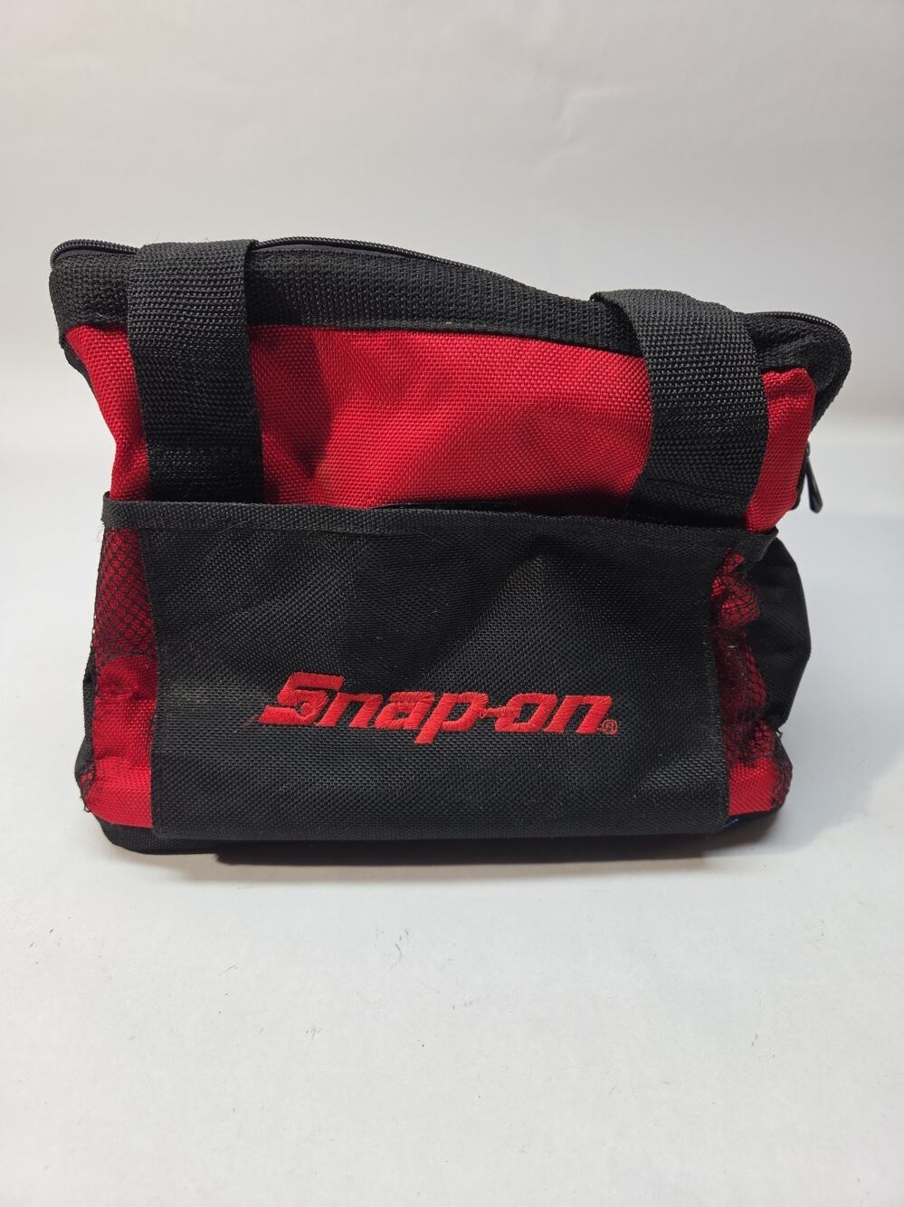 Snap-on insulated soft lunch bag